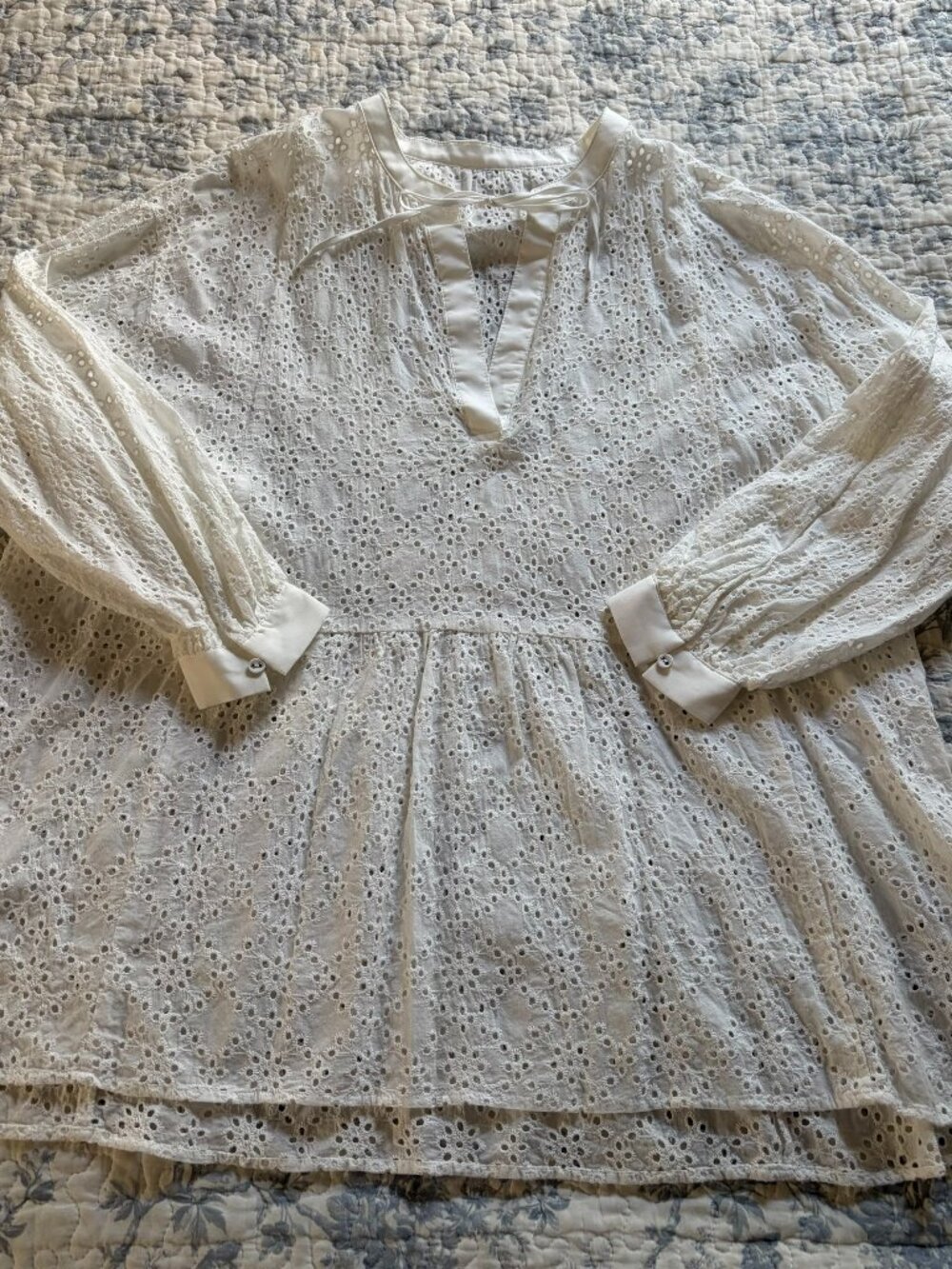 Simplicite Women's L/XL White Boho Style Eyelet Long Sleeve Top 100% Cotton
